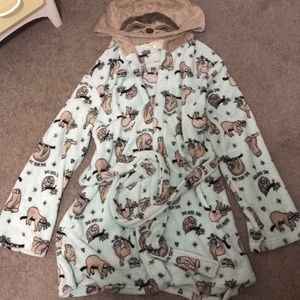 Sloth bath robe with sloth head hood